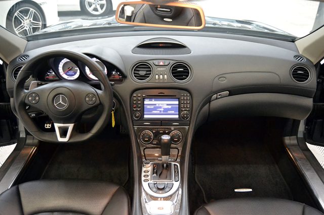 MERCEDES-BENZ SL 63 AMG usata, con Autoradio