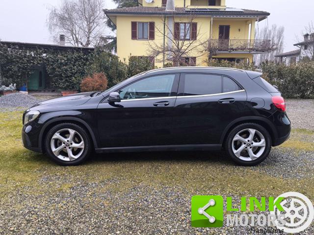 MERCEDES-BENZ GLA 180 usata, con Autoradio