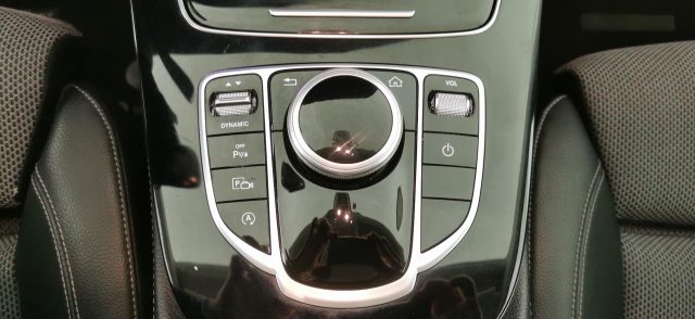 MERCEDES-BENZ E 220 usata, con Filtro antiparticolato