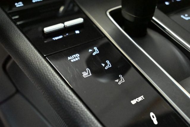 PORSCHE Macan usata 59