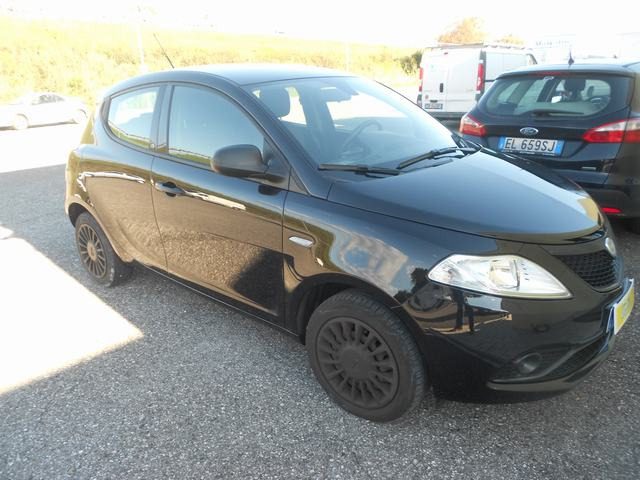 LANCIA Ypsilon usata, con Airbag Passeggero