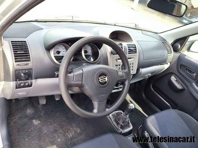 SUZUKI Ignis usata, con Specchietti laterali elettrici