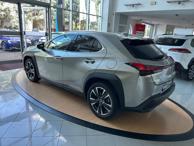 LEXUS UX 250h usata, con Airbag Passeggero