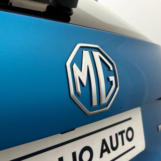 MG MG3 usata, con Luci diurne