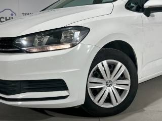 VOLKSWAGEN Touran usata, con Airbag