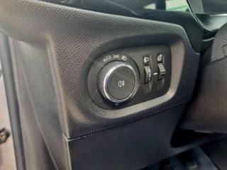 OPEL Corsa usata, con Fari LED