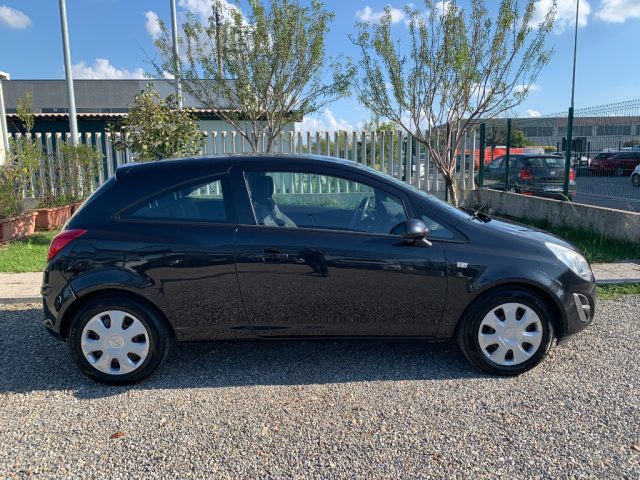 OPEL Corsa usata, con Airbag Passeggero