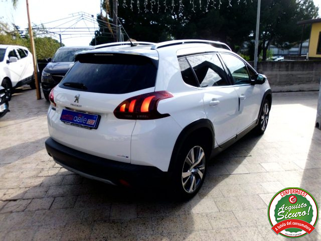 PEUGEOT 2008 usata, con Boardcomputer