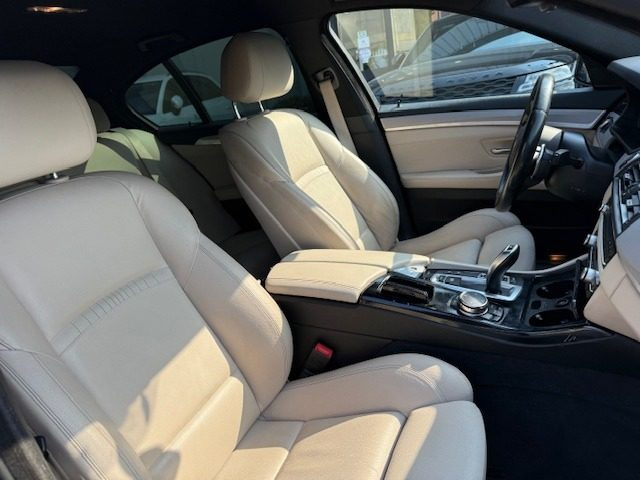 BMW 520 usata, con Fari Xenon