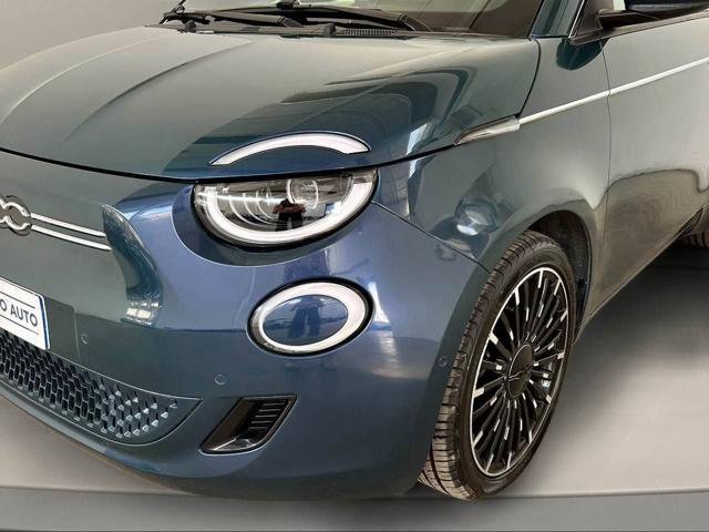FIAT 500e usata, con Volante multifunzione