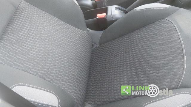 PEUGEOT 208 usata, con Specchietti laterali elettrici