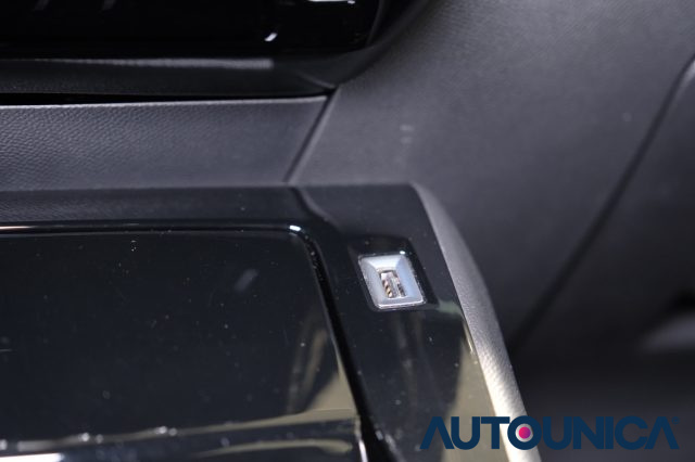 PEUGEOT 208 usata, con Bluetooth