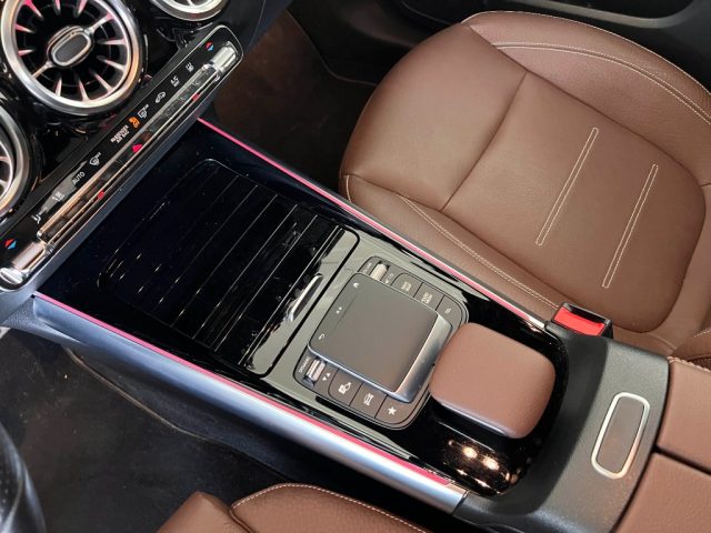 MERCEDES-BENZ GLA 250 usata, con Controllo elettronico della corsia
