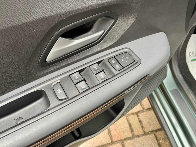 DACIA Jogger usata, con Autoradio digitale