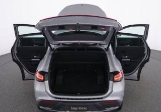 MERCEDES-BENZ EQA usata, con Controllo automatico clima