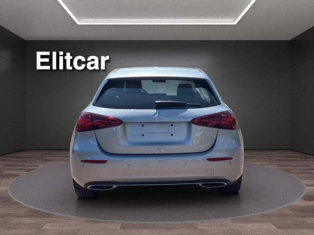 MERCEDES-BENZ A 180 usata, con Chiusura centralizzata