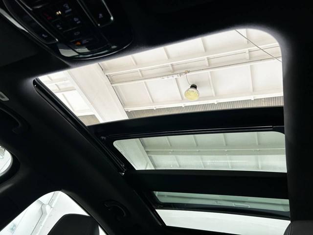 MASERATI Grecale usata, con Fari LED