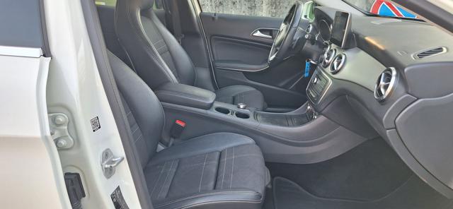 MERCEDES-BENZ GLA 200 usata, con Alzacristalli elettrici