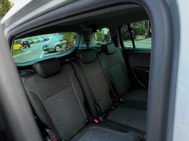 OPEL Zafira Tourer usata, con Cerchi in lega