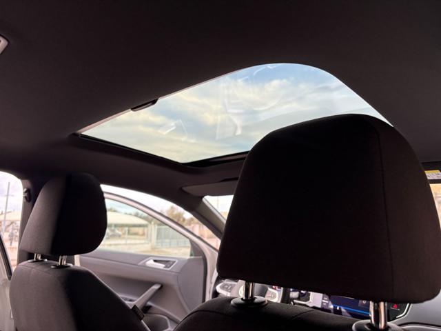 VOLKSWAGEN Taigo usata, con Controllo automatico clima