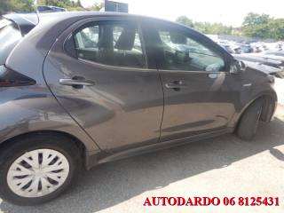 TOYOTA Yaris usata, con Cruise Control