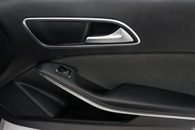MERCEDES-BENZ A 160 usata 40