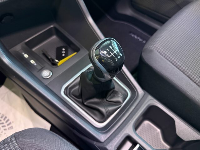 VOLKSWAGEN Caddy usata, con Gancio traino