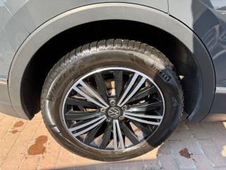 VOLKSWAGEN Tiguan usata, con Boardcomputer