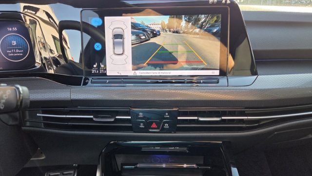 VOLKSWAGEN Golf usata, con Leve al volante