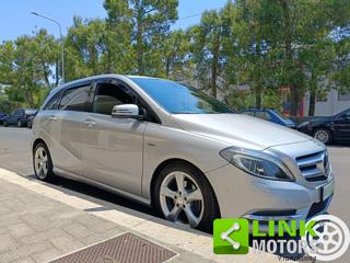MERCEDES-BENZ B 200 usata, con Luci diurne