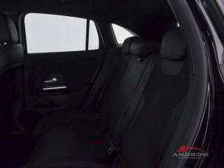 MERCEDES-BENZ GLA 200 usata 9