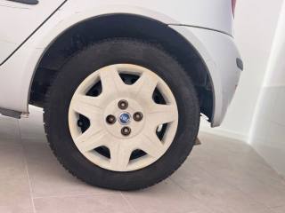 FIAT Punto usata 3