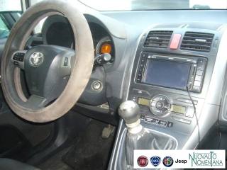 TOYOTA Auris usata, con Chiusura centralizzata