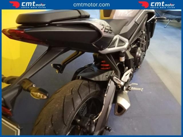 TRIUMPH Street Triple usata 10