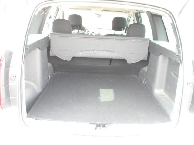 DACIA Duster usata 13