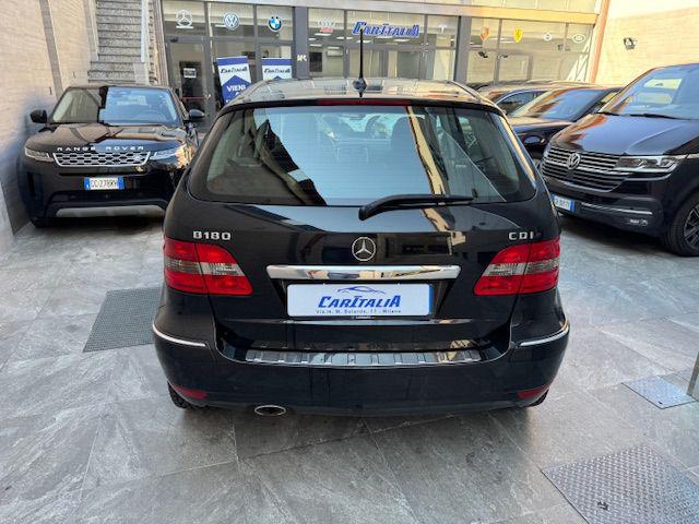 MERCEDES-BENZ B 180 usata, con Alzacristalli elettrici