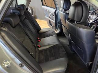 TOYOTA Avensis usata, con Interni in pelle