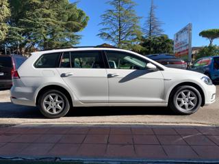 VOLKSWAGEN Golf Variant usata, con Specchietti laterali elettrici