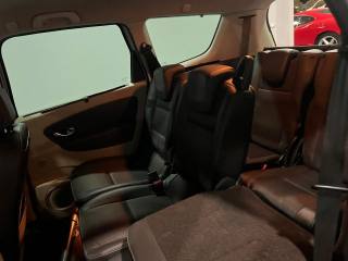 RENAULT Scenic usata, con Controllo automatico clima