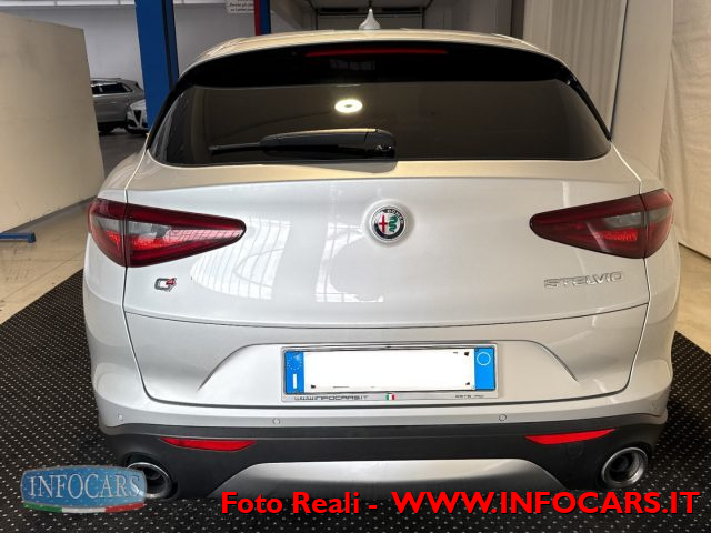 ALFA ROMEO Stelvio usata, con Volante in pelle