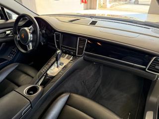 PORSCHE Panamera usata, con Autoradio