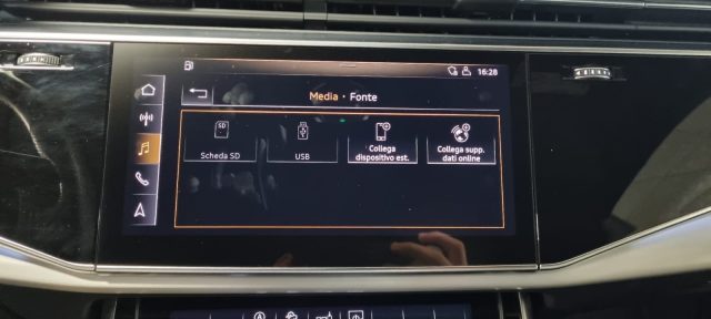 AUDI Q8 usata 39