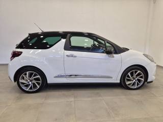 DS AUTOMOBILES DS 3 usata, con Autoradio