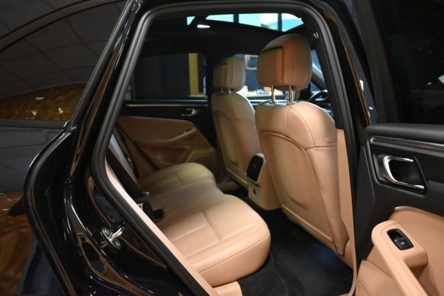 PORSCHE Macan usata 23