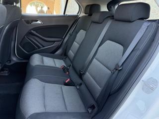 MERCEDES-BENZ GLA 180 usata, con Cronologia tagliandi