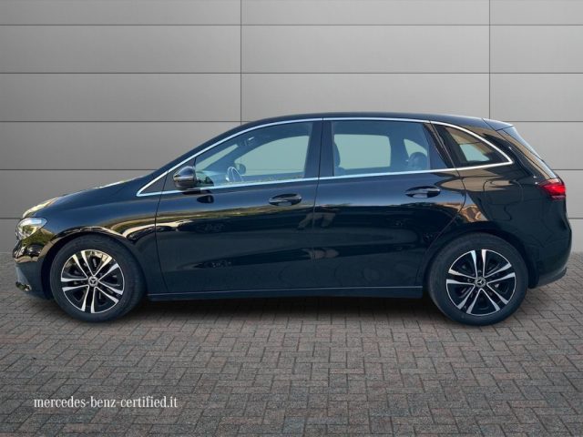 MERCEDES-BENZ B 180 usata, con Cerchi in lega