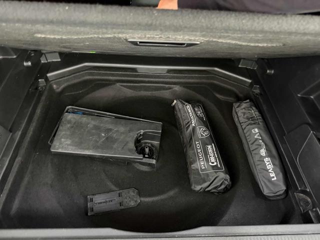 PEUGEOT 3008 usata, con Sensori di parcheggio posteriori