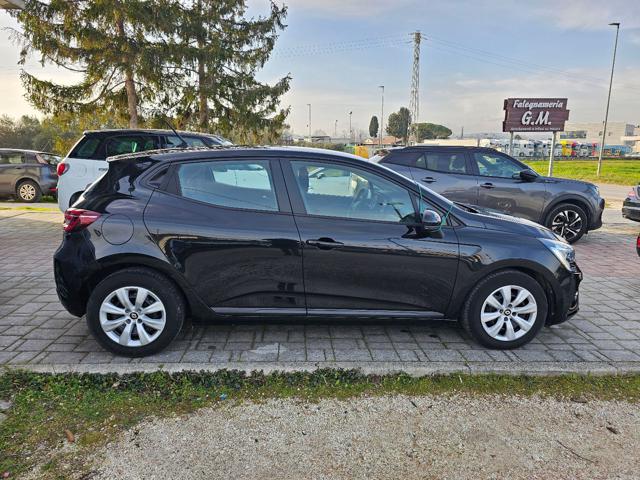 RENAULT Clio usata, con Autoradio