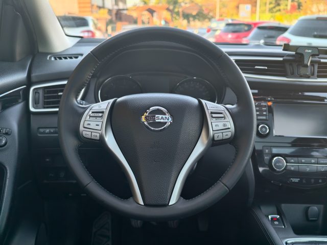 NISSAN Qashqai usata, con Climatizzatore