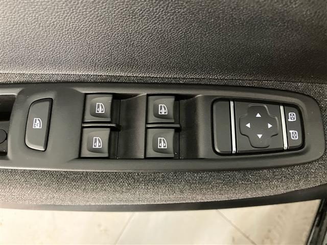 RENAULT ZOE usata 23